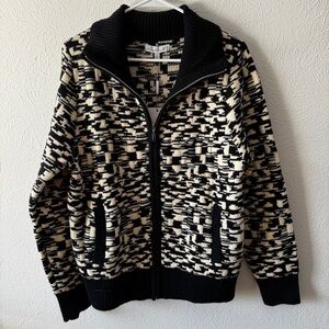 Keren Hart black and white women’s sweater jacket size XL NWT